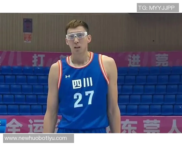 中国球员杨瀚森创纪录9分姚明40分周琦全面数据表现引关注 中国球员杨瀚森创纪录9分姚明40分周琦全面数据表现引关注