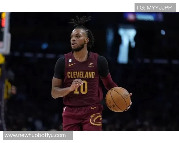 加兰复出表现出色12投5中斩获20分2篮板7助攻三分球命中率高达75 加兰复出表现出色12投5中斩获20分2篮板7助攻三分球命中率高达75