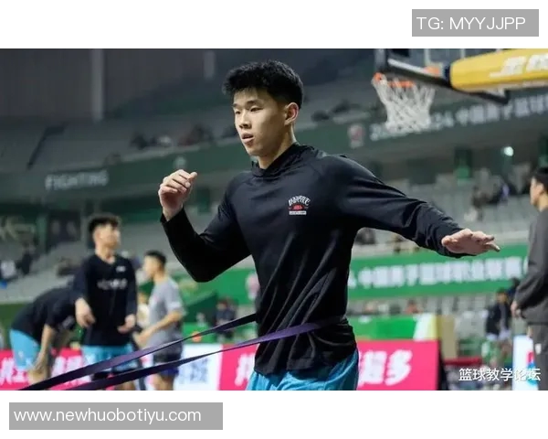 林葳表现出色但需提升耐心俄勒冈大学主帅对其转移球赞赏有加 林葳表现出色但需提升耐心俄勒冈大学主帅对其转移球赞赏有加